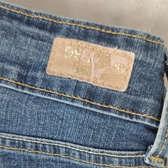 Denizen from Levi's Blue Jean Shorts - Picture 9 of 10